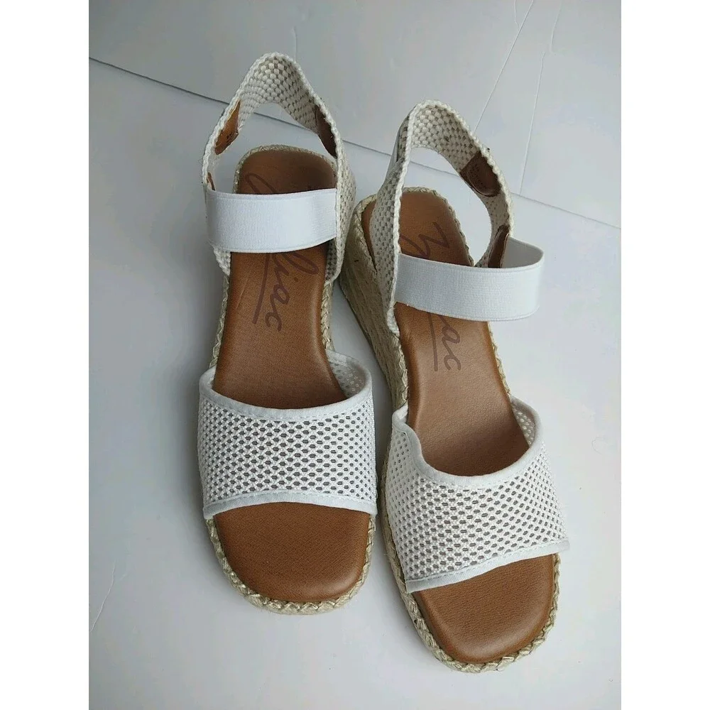 Zodiac Woman 10M Noreen White Mesh Fabric Wedge Slingback Sandals Casual
